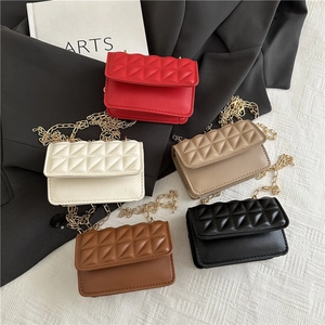 Chic quilted flap crossbody bag with gold chain strap in five stylish colors
