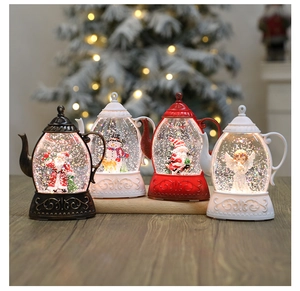 Lanterne di Natale a forma di teiera con Babbo Natale, pupazzo di neve e glitter