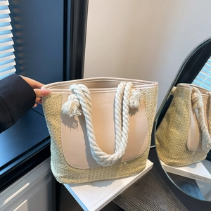 Women Large Capacity Woven Straw Tote Bag Fashion PU Leather Spliced Shoulder Bag With Rope Handle Summer Beach Bucket Bag