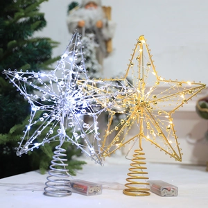 Beleuchtete goldene und silberne Weihnachtsbaumspitzen aus Metall mit LED-Lichterkette