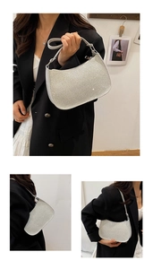 Vue détaillée du sac hobo en strass argentés montrant le maillage de cristal étincelant