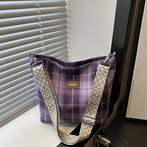 Women Casual Plaid Canvas Shoulder Bag Large Capacity Crossbody Bag Geometric Wide Strap Fashion Zipper Tote Bag