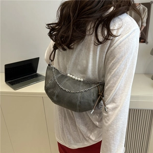 Retro grey croissant shoulder bag with pearl accents and delicate chain strap