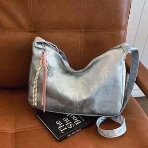 Borsa Hobo da Donna in Stile Coreano di Grande Capacità Borsa Tote Minimalista in Pelle PU Borsa a Tracolla di Moda Con Ciondolo