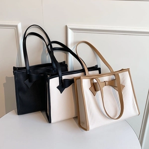 Minimalist French tote bags with vertical pleats and decorative bow in three colors