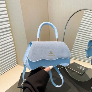 Women's Scalloped Edge Crossbody Bag PU Leather Splicing Woven Handbag With Gold Metal Logo For Daily Office Party Wear
