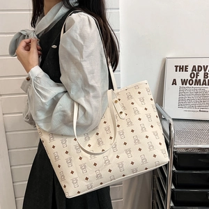Large white tote bag with brown bear pattern and diamond lattice for women's daily commute