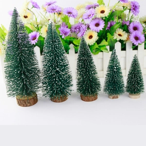 Mini frosted Christmas trees with white snow effect and wooden base in 5-piece set