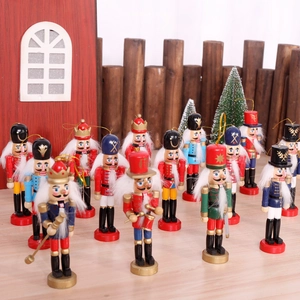 Traditional Wooden Nutcracker Puppet Hanging Ornaments Hand Painted Classic Soldier King Christmas Tree Decor Holiday Retro
