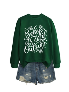 Conjunto de sudadera verde con copos de nieve y pantalones cortos vaqueros rotos