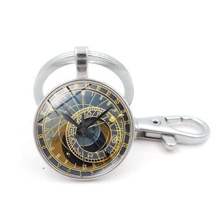 Vintage Prague Astronomical Clock Keychain Zinc Alloy Glass Pendant Retro Lobster Clasp Keyring For Men Women Jewelry Gift