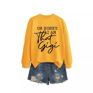 Casual yellow sweatshirt with OH HONEY I AM THAT GIGI print and ripped denim shorts set