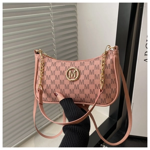 Pink hobo bag with M-letter print, golden logo detail and elegant chain strap