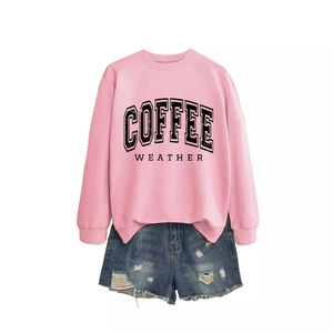 Pink crewneck sweatshirt with Coffee Weather print and ripped denim shorts set