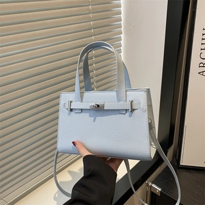 Women PU Leather Litchi Pattern Handbag Silver Turn Lock Shoulder Crossbody Bag Retro Casual Fashion Tote