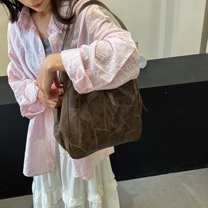Brown vintage patchwork leather tote bag with large capacity for women's daily commute