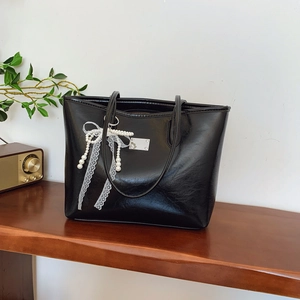 Sac Cabas Femme en Cuir PU Grande Capacité Sac à Épaule Avec Pendentif Nœud Künstliche Perle Sac à Main Décontracté pour Trajet
