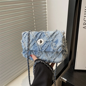 Sac Bandoulière en Denim Matelassé pour Femme avec Chaîne à Franges Sac à Main Tendance pour le Quotidien