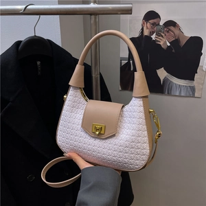 French Style Woven PU Leather Crossbody Bag For Women Urban Minimalist Hobo Bag With Metallic Lock And Adjustable Strap