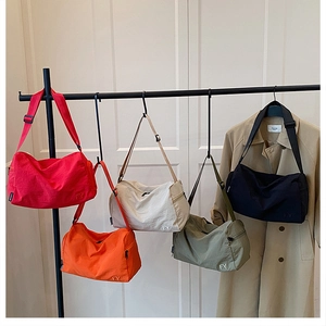 Détails de sacs bandoulière en nylon imperméable multicolores avec logo FY et sangles