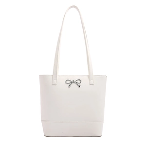 Sac fourre-tout en cuir ivoire avec nœud en métal argenté pour un style élégant