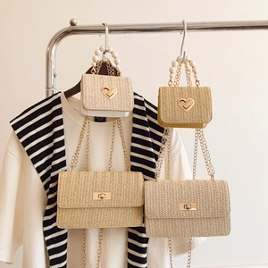 Straw chain flap bag and heart buckle pearl handbag set for summer vacation style