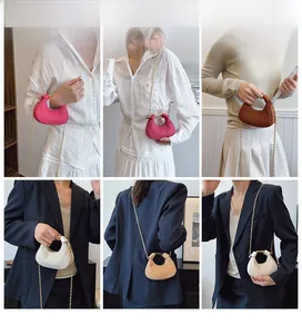 Collage du sac croissant avec poignée en métal et chaîne dorée en quatre coloris