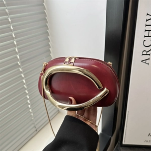 Women Luxury Evening Box Bag With Large Gold Metal Handle Chain Crossbody Shoulder Bag Small Square Bag Celebrity Clutch