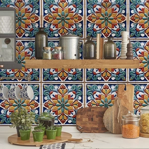 Küchenrückwand mit blau-orangen marokkanischen selbstklebenden Fliesenaufklebern im Set