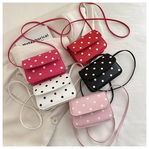 Détails de mini sacs à bandoulière à pois en rouge rose noir et blanc élégants