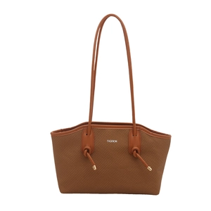 Sac fourre-tout tissé marron avec lanières en cuir et détails dorés noués