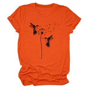 Detail von Löwenzahn und zwei Vögeln Grafikdruck auf dem lebhaften orangefarbenen T-Shirt