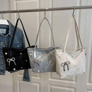 Sac fourre-tout spacieux pour femme avec perles et nœud papillon en trois couleurs