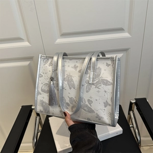Borsa Tote Moda Donna con Stampa a Farfalla Grande Capacità Pelle Sintetica Borsa a Tracolla con Ciondolo a Nappa per Lavoro