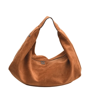 Brown suede hobo shoulder bag with large capacity and minimalist pleated retro design