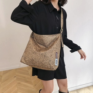 Large capacity leopard print faux suede tote bag with adjustable shoulder strap