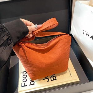 Sac à Épaule Plissé en Cuir PU pour Femme Sac Hobo Froncé Grande Capacité Sac Bandoulière Décontracté Minimaliste Urbain Sac de Travail