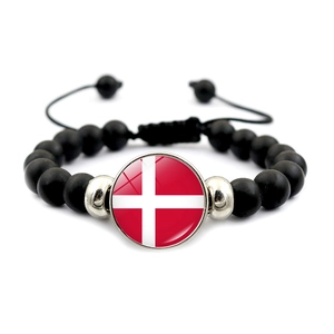 Pulsera bandera de Dinamarca con cuentas negras y cordón ajustable para fans fútbol
