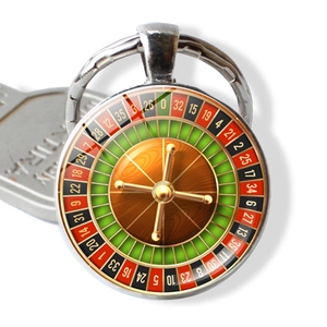 Roulette wheel glass dome keychain with silver alloy frame and reference key decoration