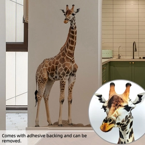 Dettaglio dell'adesivo murale giraffa con trama realistica e facile rimozione