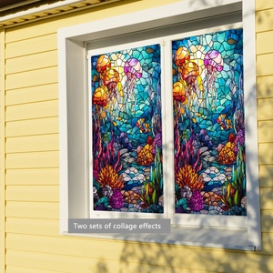Detalle de película de mosaico para ventana con dos juegos de medusas y arrecifes