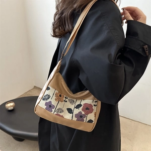 Retro floral tapestry tote bag with tan PU leather and wide strap for autumn fashion