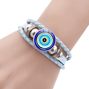 Pulsera multicapa de cuero trenzado con amuleto del Ojo Turco azul para protección