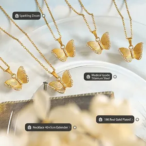 Collier élégant avec pendentif papillon plaqué or 18 carats et pierres en zircon