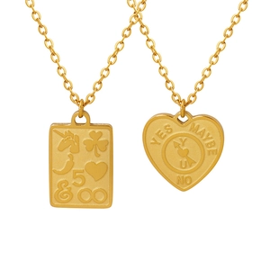 Pendentifs dorés de style français avec motif rectangle et cadran de décision en cœur