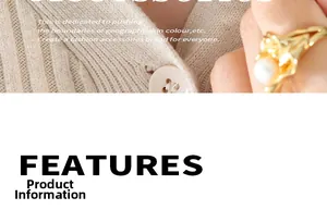 Detail eines Goldrings mit Süßwasserperle am Fingermodell und Produktinformationen