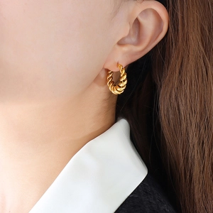 Twisted Hoop Earrings Brass Gold Plated C Shaped Retro Croissant Texture Hollow Modern Elegant Jewelry For Women