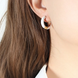 Minimalist Morandi color hoop earrings with white enamel and polished gold metal parts