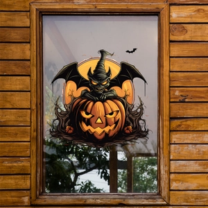 Detail van Halloween raamsticker met een gevleugelde duivel die uit een pompoen komt