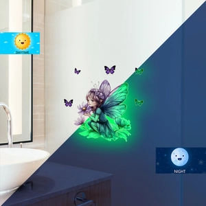 Adesivi murali con fate luminose che mostrano i colori diurni e l'effetto fluorescente